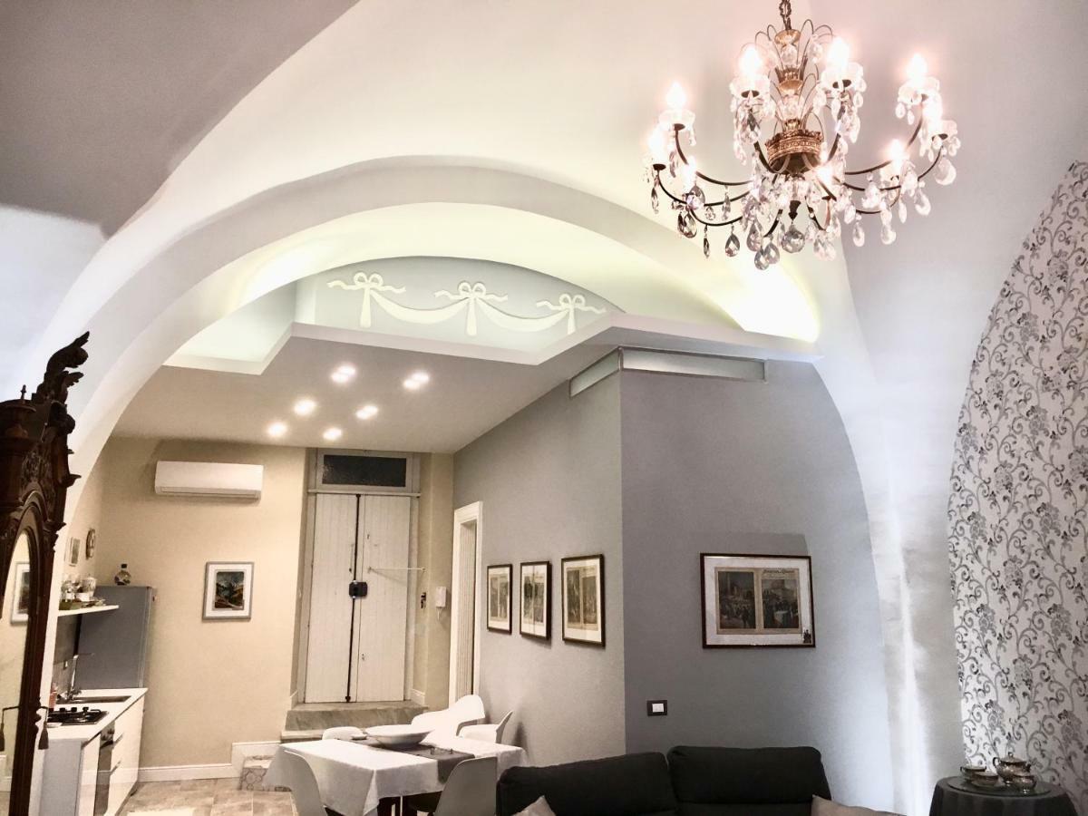 Dimora Del Papa Apartment